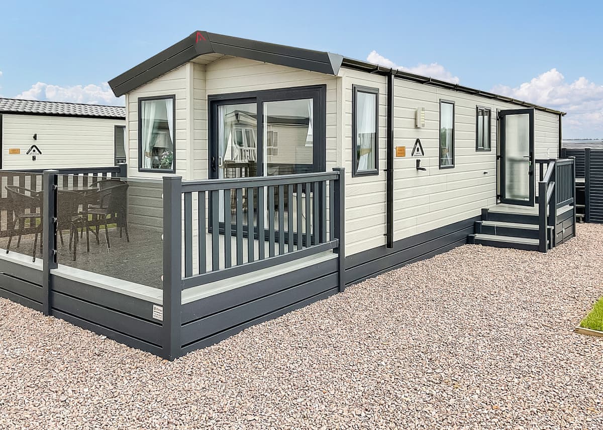 Black Craig – 2-bed holiday home with private hot tub